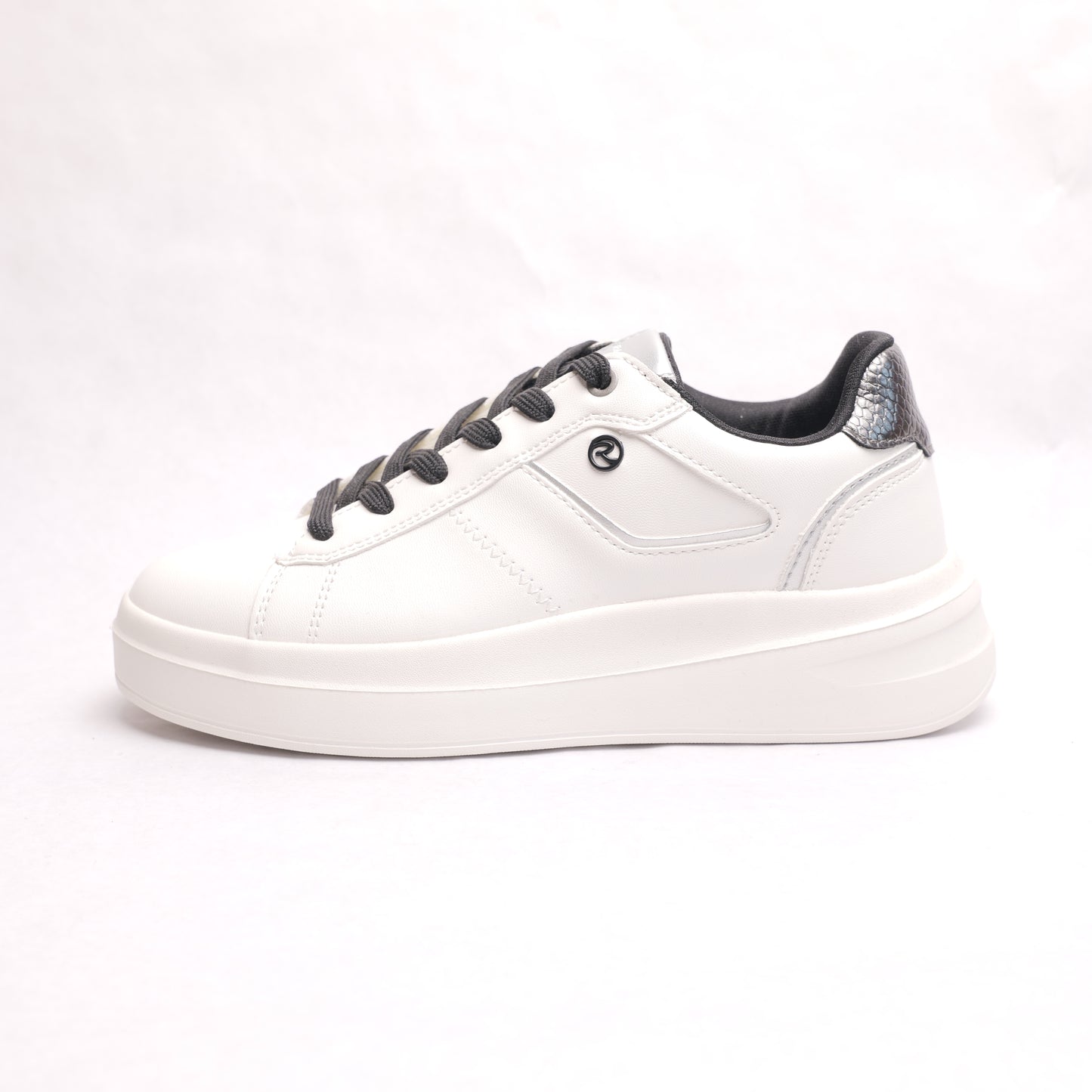 Rhapsody White
